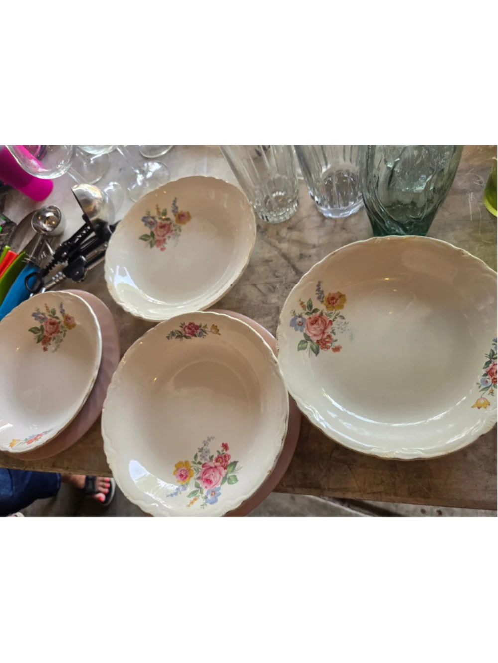 Vintage Floral Dinnerware Bowl Set of 4 One Size White Pink Cottagecore Coquette